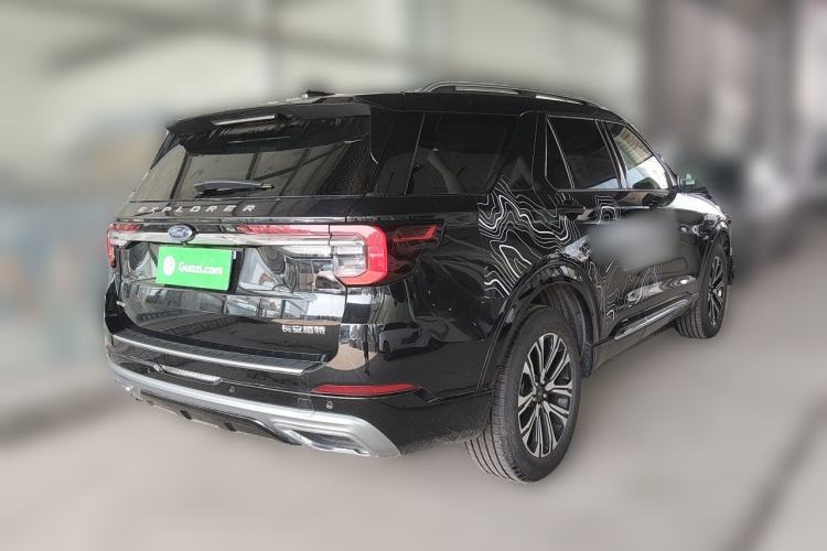 Used Ford Explorer 2024 2.3T EcoBoost Four-Wheel Drive Titanium Edition 6 Seats Rear Right 45 Deg