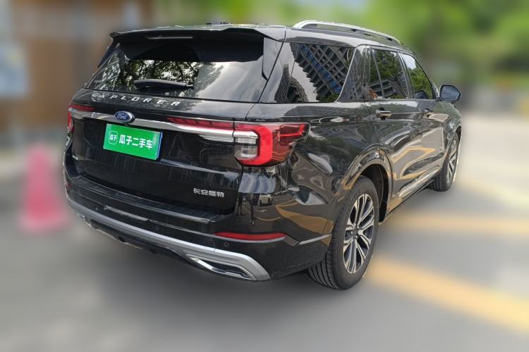 Used Ford Explorer 2024 2.3T EcoBoost Four-Wheel Drive Titanium Edition 7 Seats Rear Right 45 Deg