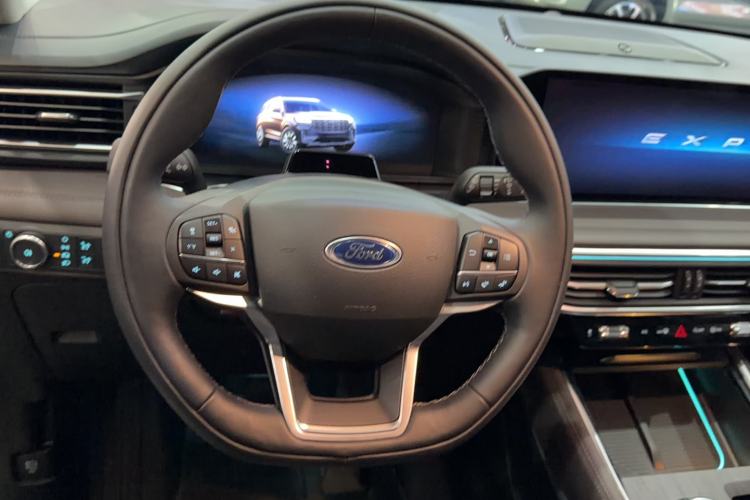 Used Ford Explorer 2024 2.3T EcoBoost Four-Wheel Drive Titanium Edition 6 Seats Steering Wheel
