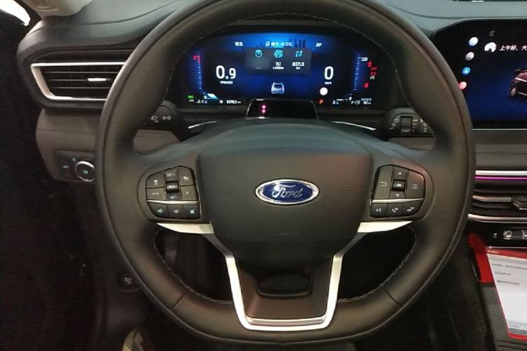 Used Ford Explorer 2024 2.3T EcoBoost Four-Wheel Drive Titanium Edition 6 Seats Steering Wheel