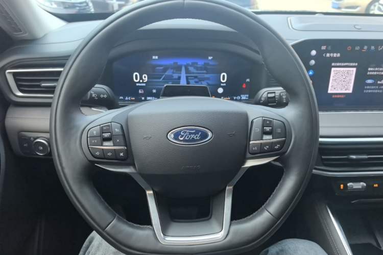 Used Ford Explorer 2024 2.3T EcoBoost Four-Wheel Drive Titanium Edition 6 Seats Steering Wheel