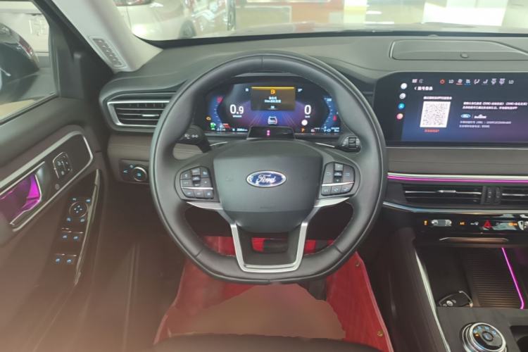 Used Ford Explorer 2024 2.3T EcoBoost Four-Wheel Drive Titanium Edition 7 Seats Steering Wheel