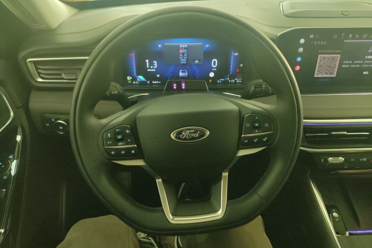 Used Ford Explorer 2024 2.3T EcoBoost Four-Wheel Drive Titanium Edition 6 Seats Steering Wheel