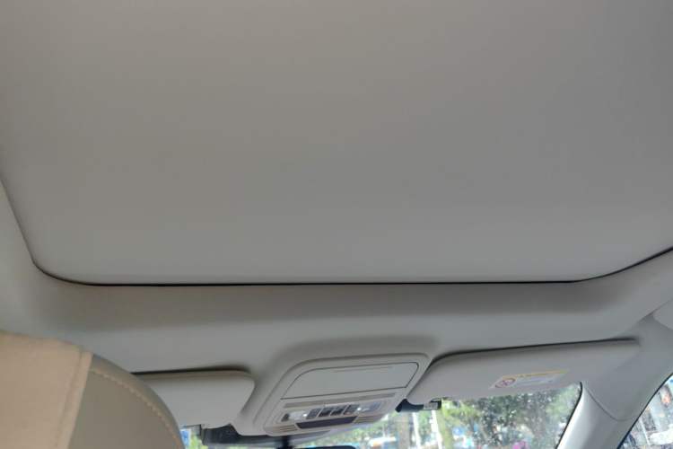 Used Ford Explorer 2024 2.3T EcoBoost Red Gold Edition 6 Seats Headliner