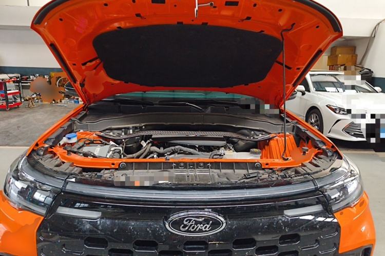 Used Ford Explorer 2024 2.3T EcoBoost Kunlun Peak Edition 7-Seater Engine Bay