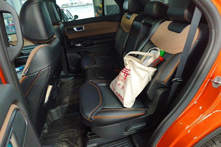 Used Ford Explorer 2024 2.3T EcoBoost Kunlun Peak Edition 7-Seater Left Rear Seat