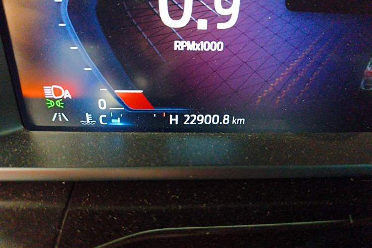 Used Ford Explorer 2024 2.3T EcoBoost Kunlun Peak Edition 7-Seater Odometer Close Up