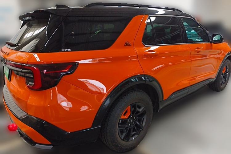 Used Ford Explorer 2024 2.3T EcoBoost Kunlun Peak Edition 7-Seater Rear Right 45 Deg