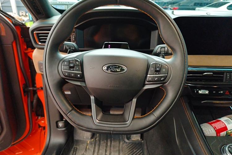 Used Ford Explorer 2024 2.3T EcoBoost Kunlun Peak Edition 7-Seater Steering Wheel