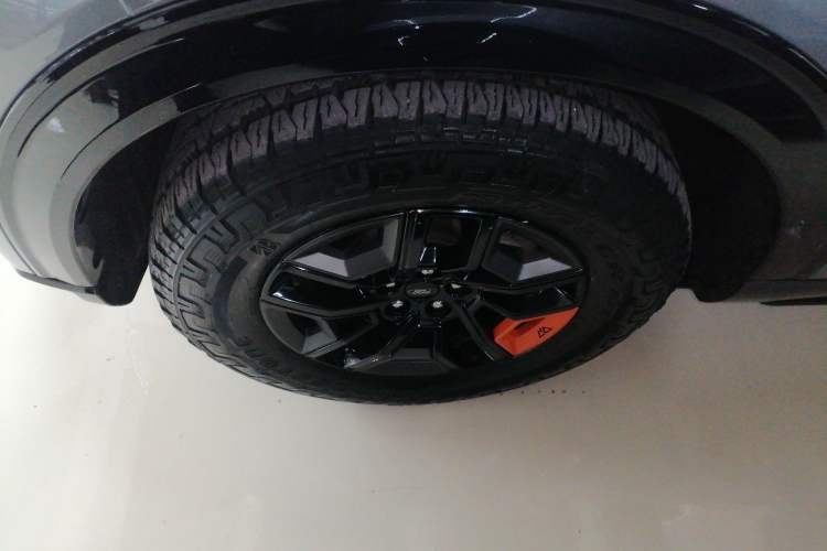 Used Ford Explorer 2024 2.3T EcoBoost Kunlun Peak Edition 7-Seater Exterior 4