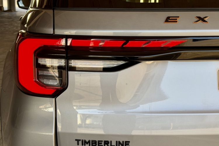 Used Ford Explorer 2024 2.3T EcoBoost Kunlun Peak Edition 6-Seater Exterior 5