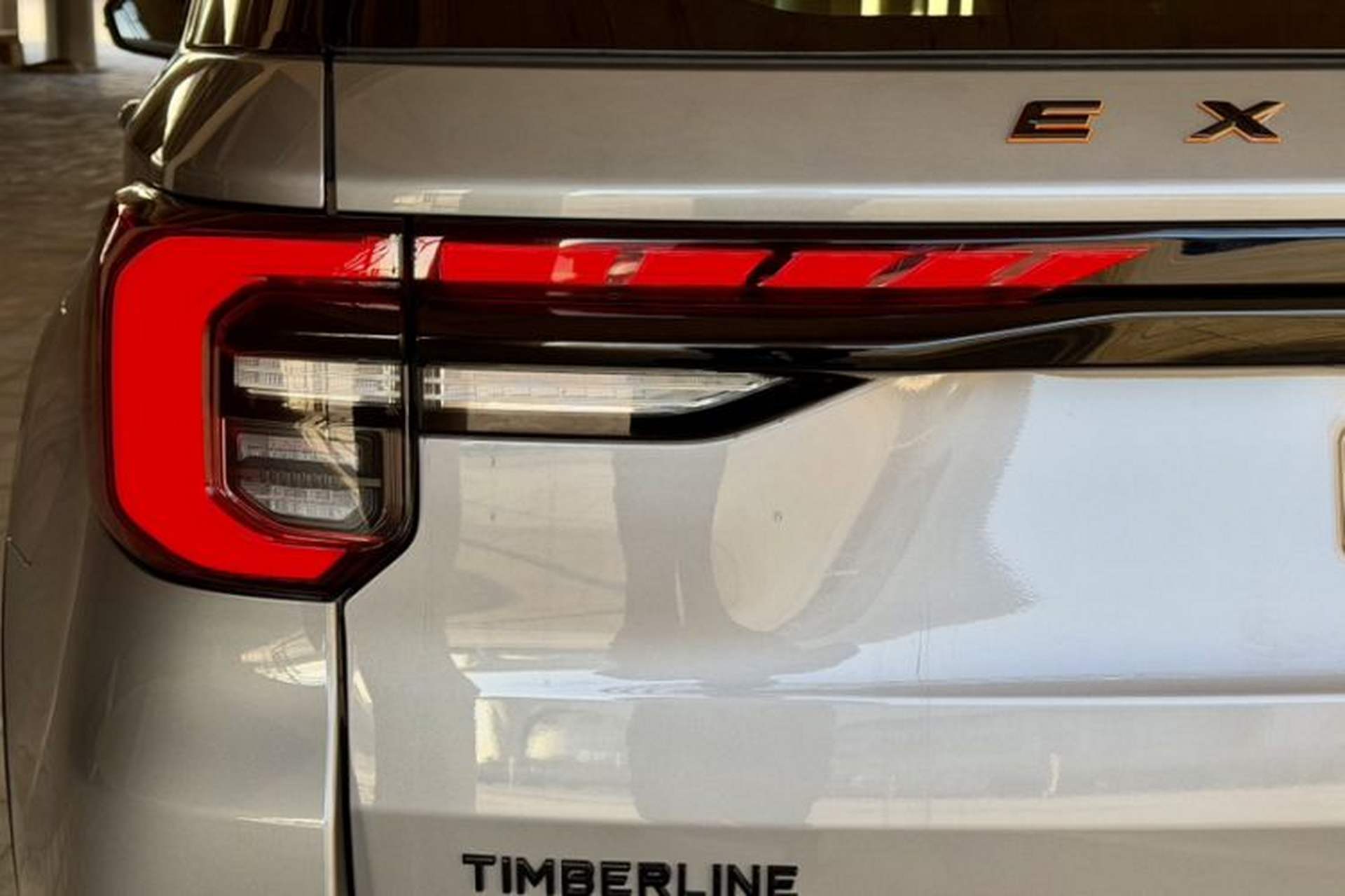 Used Ford Explorer 2024 2.3T EcoBoost Kunlun Peak Edition 6-Seater Exterior 5