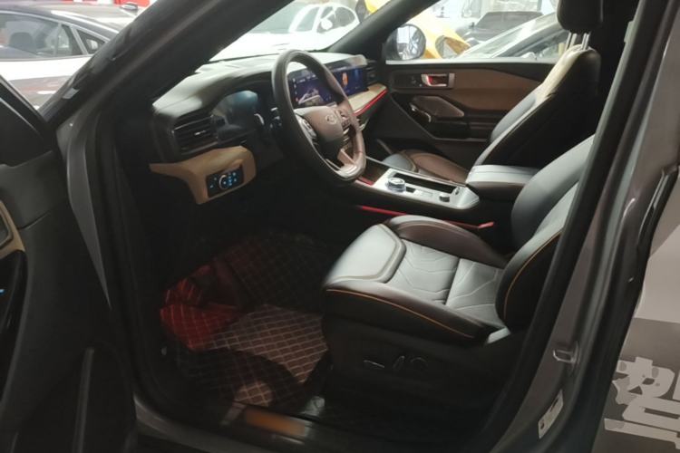 Used Ford Explorer 2024 2.3T EcoBoost Kunlun Peak Edition 6-Seater Left Front Seat