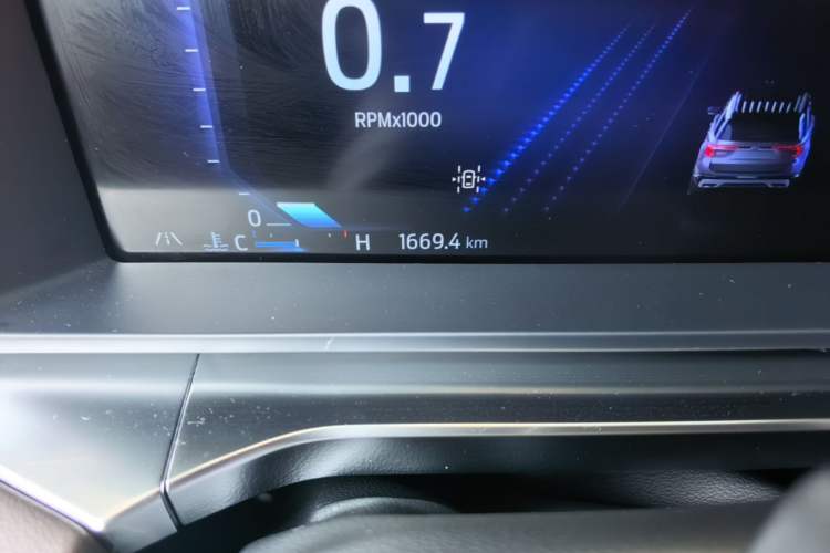 Used Ford Explorer 2024 2.3T EcoBoost Four-Wheel Drive Titanium Edition 6 Seats Odometer Close Up