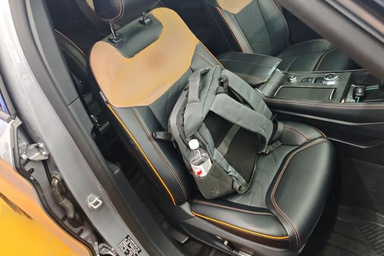 Used Ford Explorer 2024 2.3T EcoBoost Kunlun Peak Edition 6-Seater Right Front Seat