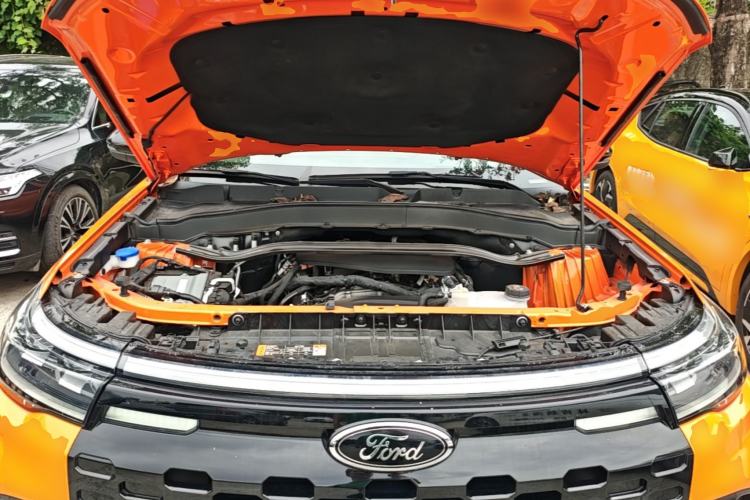 Used Ford Explorer 2024 2.3T EcoBoost Kunlun Peak Edition 7-Seater Engine Bay