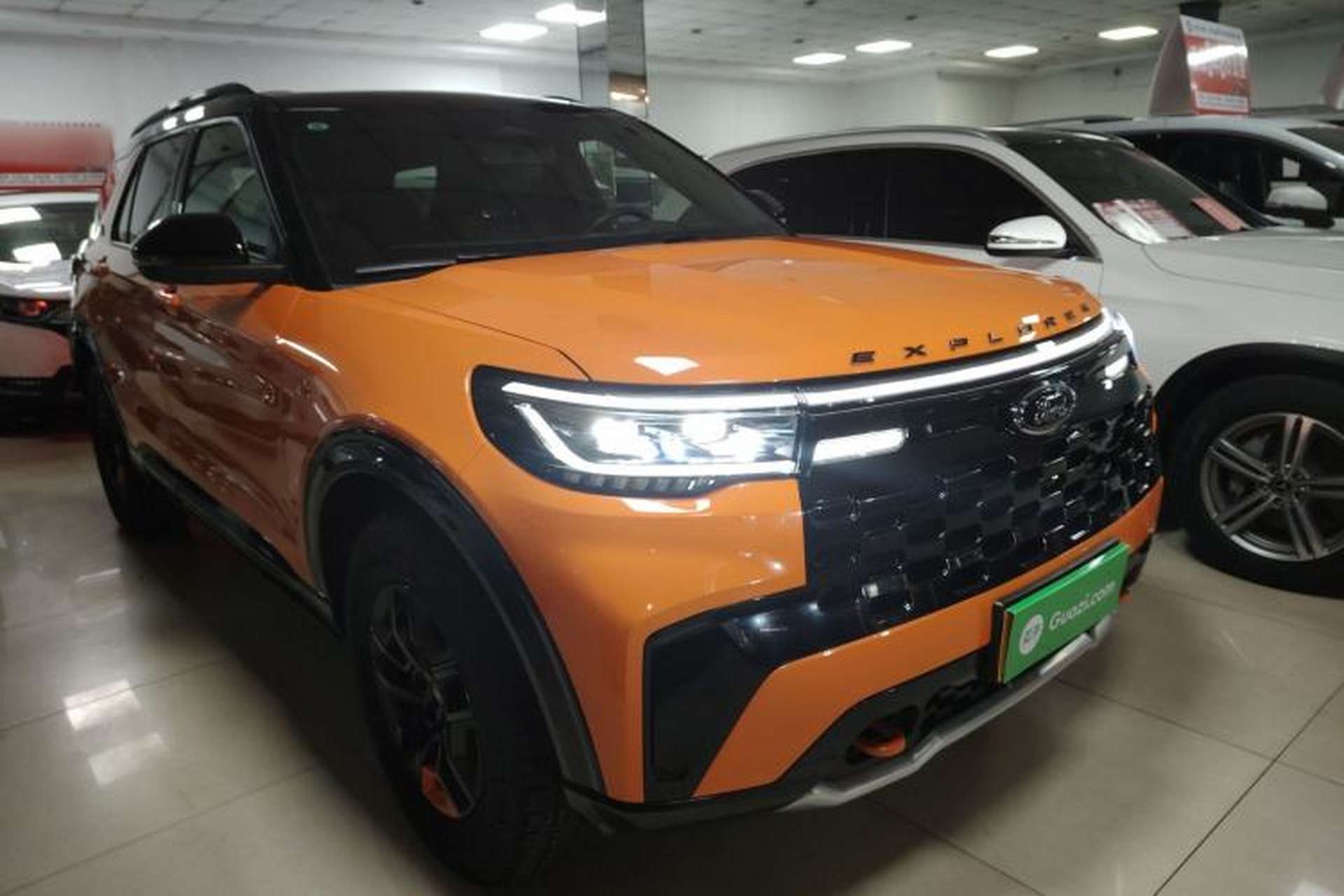Used Ford Explorer 2024 2.3T EcoBoost Kunlun Peak Edition 7-Seater Exterior 1