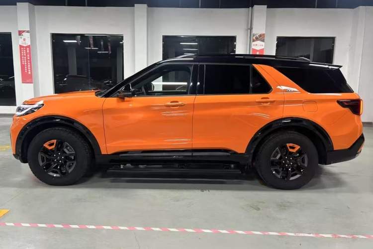 Used Ford Explorer 2024 2.3T EcoBoost Kunlun Peak Edition 7-Seater Exterior 2