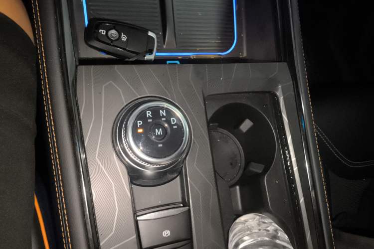 Used Ford Explorer 2024 2.3T EcoBoost Kunlun Peak Edition 7-Seater Gear Lever
