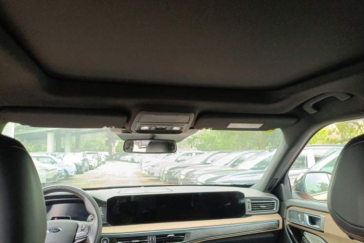 Used Ford Explorer 2024 2.3T EcoBoost Kunlun Peak Edition 7-Seater Headliner