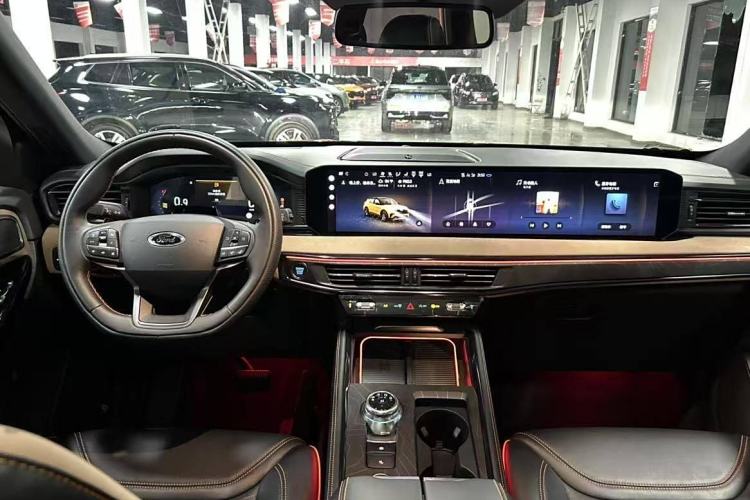 Used Ford Explorer 2024 2.3T EcoBoost Kunlun Peak Edition 7-Seater Interior 1