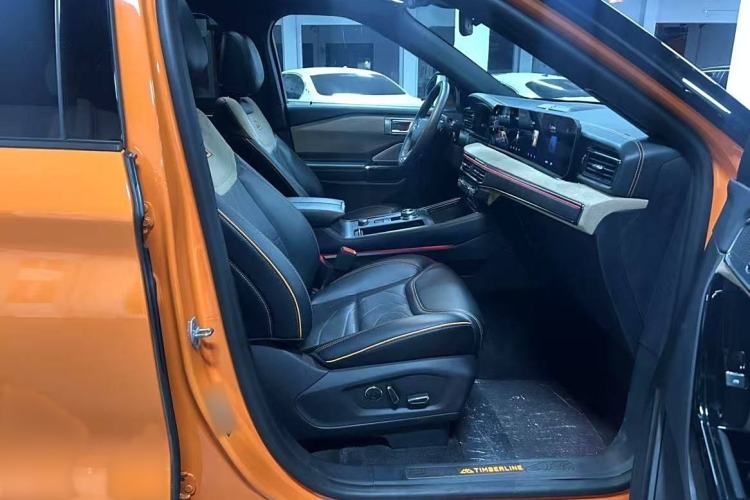 Used Ford Explorer 2024 2.3T EcoBoost Kunlun Peak Edition 7-Seater Interior 7