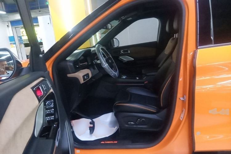 Used Ford Explorer 2024 2.3T EcoBoost Kunlun Peak Edition 7-Seater Left Front Seat