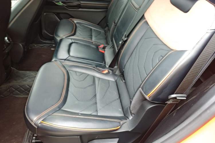 Used Ford Explorer 2024 2.3T EcoBoost Kunlun Peak Edition 7-Seater Left Rear Seat