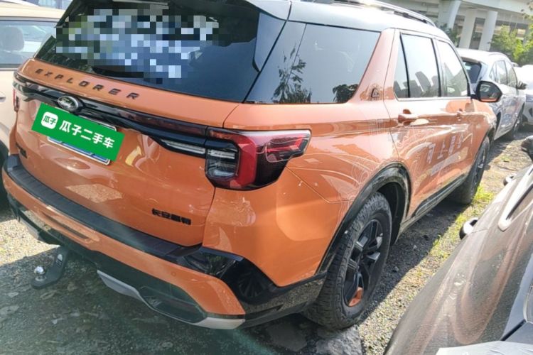 Used Ford Explorer 2024 2.3T EcoBoost Kunlun Peak Edition 7-Seater Rear Right 45 Deg