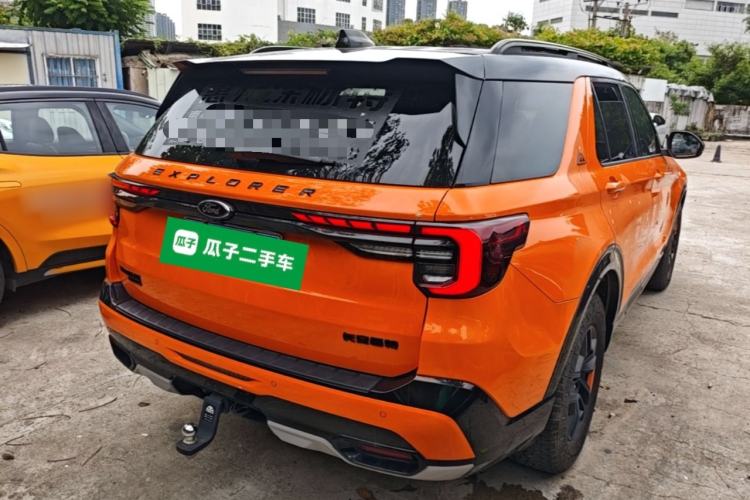 Used Ford Explorer 2024 2.3T EcoBoost Kunlun Peak Edition 7-Seater Rear Right 45 Deg