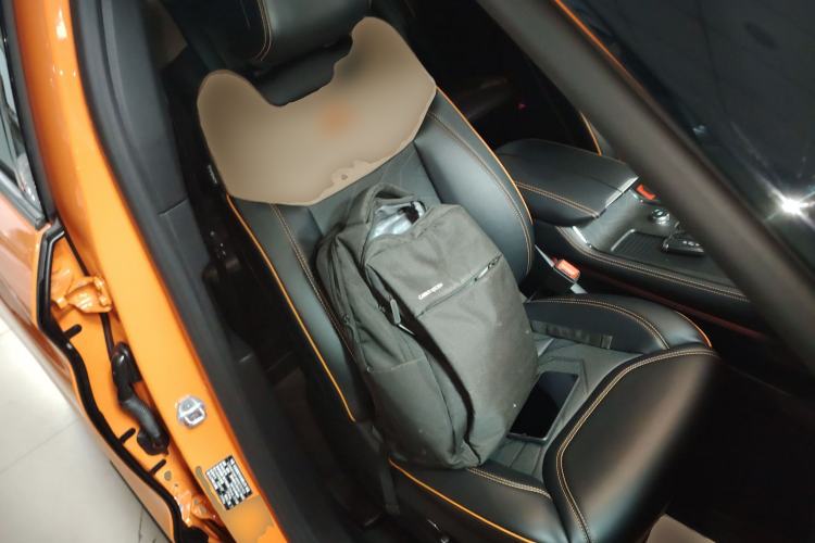 Used Ford Explorer 2024 2.3T EcoBoost Kunlun Peak Edition 7-Seater Right Front Seat