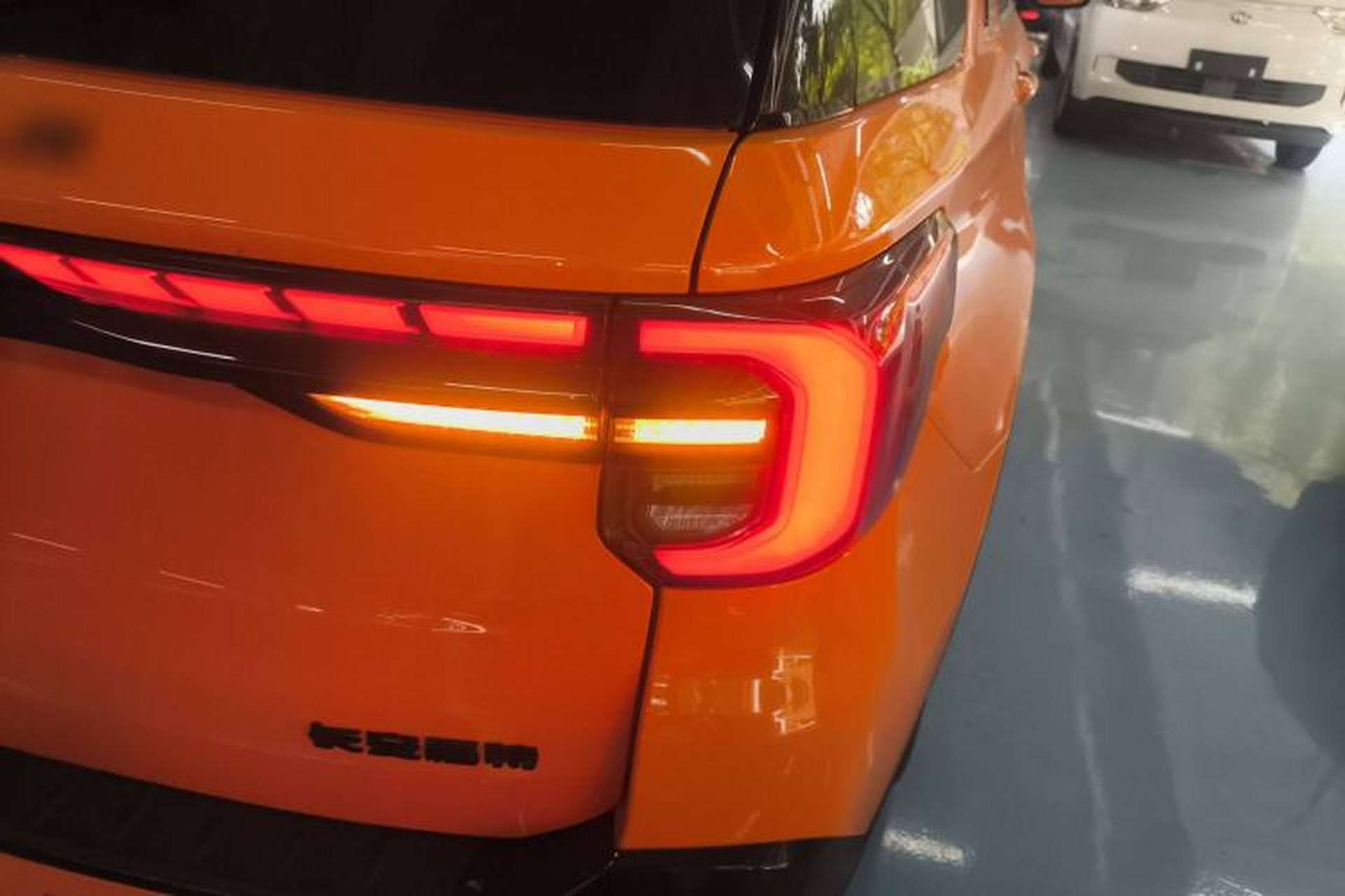 Used Ford Explorer 2024 2.3T EcoBoost Kunlun Peak Edition 7-Seater Right Rear Taillight