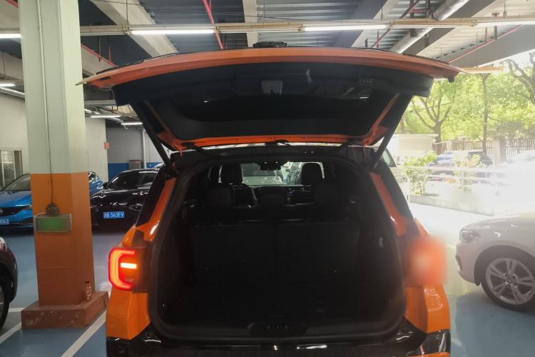 Used Ford Explorer 2024 2.3T EcoBoost Kunlun Peak Edition 7-Seater Trunk