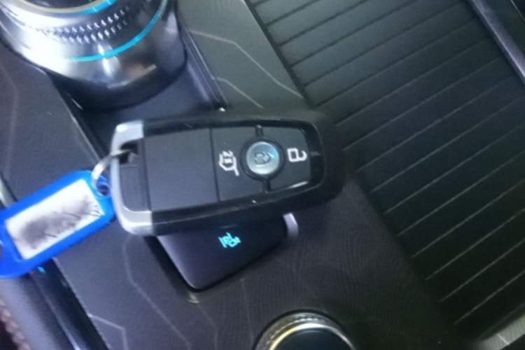 Used Ford Explorer 2024 2.3T EcoBoost Kunlun Peak Edition 7-Seater Vehicle Key