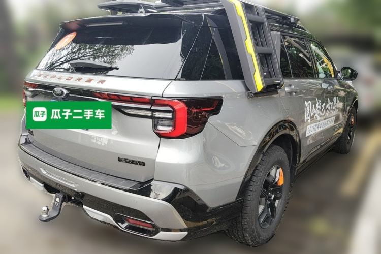 Used Ford Explorer 2024 2.3T EcoBoost Kunlun Peak Edition 6-Seater Rear Right 45 Deg
