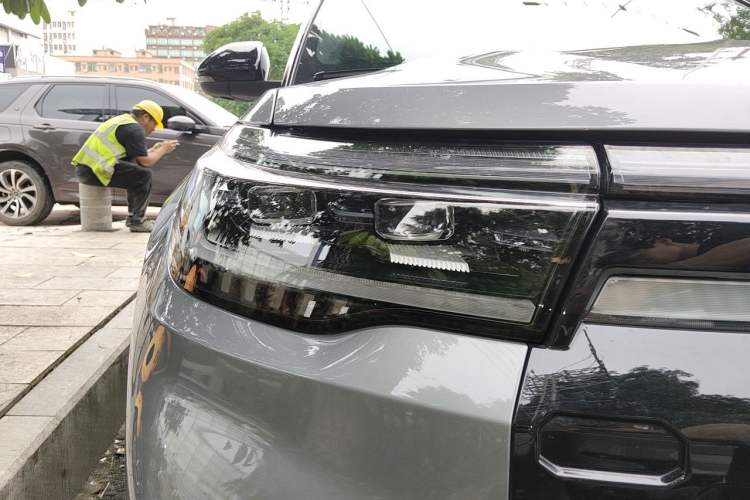 Used Ford Explorer 2024 2.3T EcoBoost Kunlun Peak Edition 6-Seater Right Front Headlight