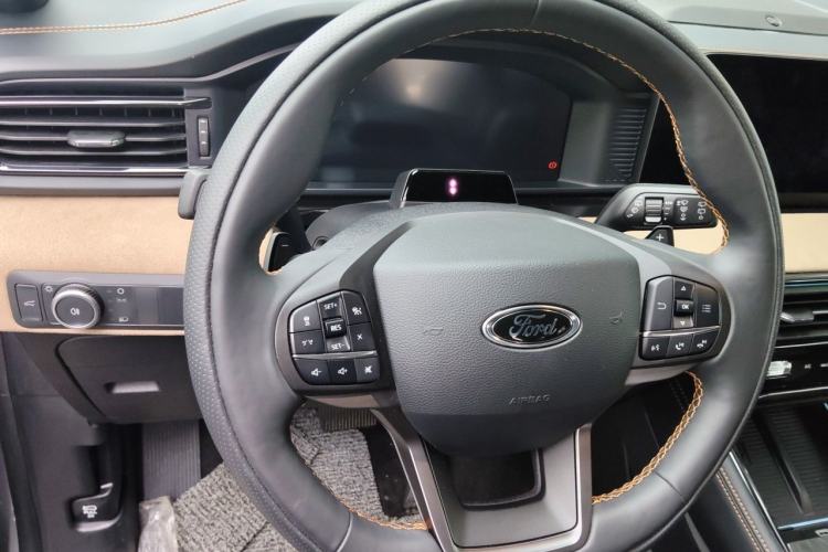 Used Ford Explorer 2024 2.3T EcoBoost Kunlun Peak Edition 6-Seater Steering Wheel