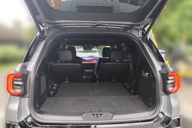 Used Ford Explorer 2024 2.3T EcoBoost Kunlun Peak Edition 6-Seater Trunk