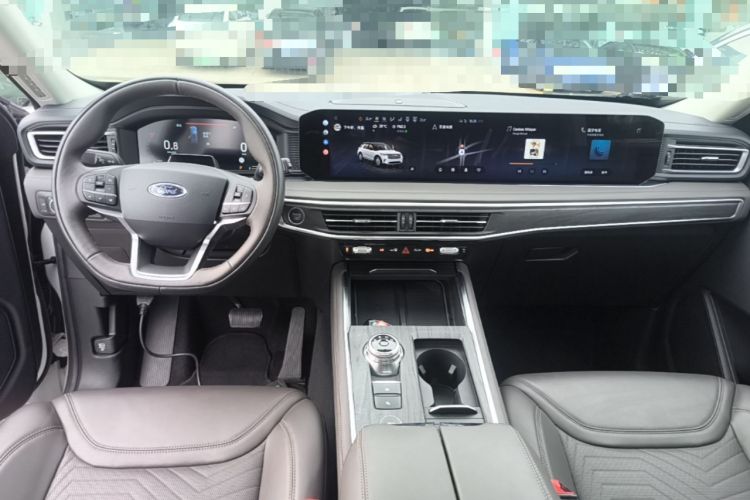 Used Ford Explorer 2024 2.3T EcoBoost Four-Wheel Drive Titanium Edition 6 Seats Center Console