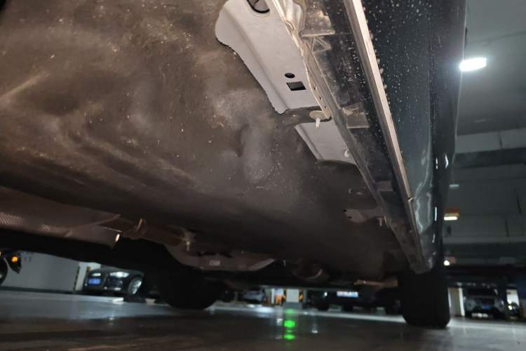 Used Ford Explorer 2024 2.3T EcoBoost Rear-Drive Trend Edition 6-Seater Chassis Rear Right