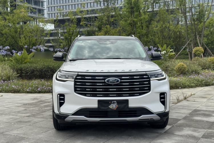 Used Ford Explorer 2024 2.3T EcoBoost Four-Wheel Drive Titanium Edition 6 Seats Exterior 4