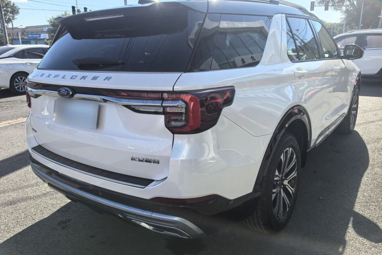 Used Ford Explorer 2024 2.3T EcoBoost Four-Wheel Drive Titanium Edition 6 Seats Exterior 4