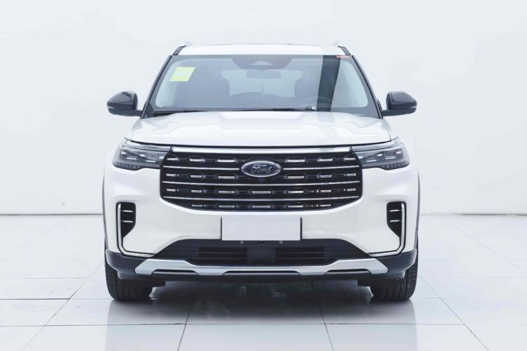 Used Ford Explorer 2024 2.3T EcoBoost Rear-Drive Trend Edition 6-Seater Exterior 4