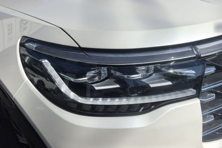 Used Ford Explorer 2024 2.3T EcoBoost Four-Wheel Drive Titanium Edition 6 Seats Exterior 5