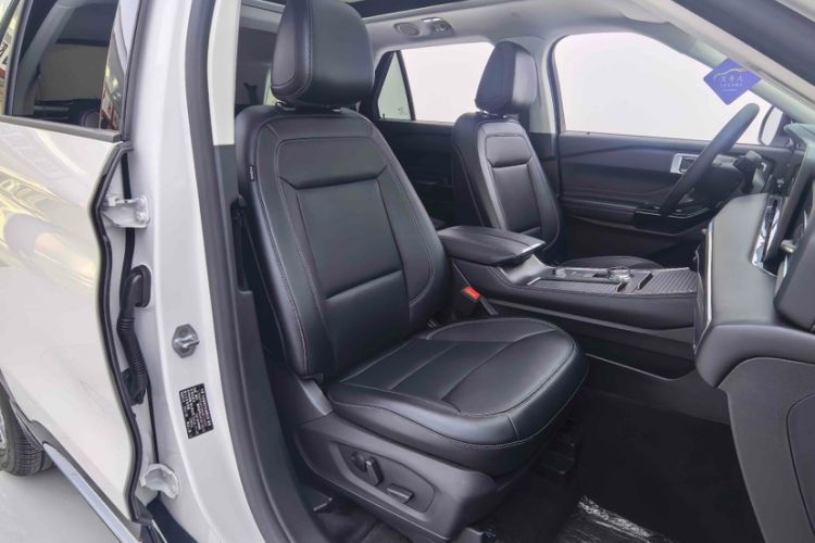 Used Ford Explorer 2024 2.3T EcoBoost Rear-Drive Trend Edition 6-Seater Interior 10