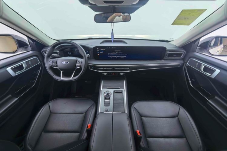 Used Ford Explorer 2024 2.3T EcoBoost Rear-Drive Trend Edition 6-Seater Interior 6