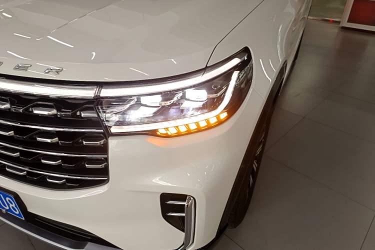 Used Ford Explorer 2024 2.3T EcoBoost Four-Wheel Drive Titanium Edition 6 Seats Left Front Headlight