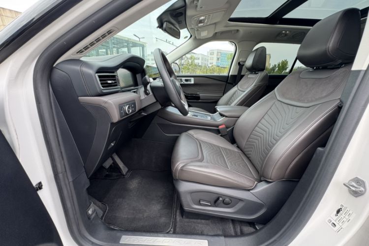 Used Ford Explorer 2024 2.3T EcoBoost Four-Wheel Drive Titanium Edition 6 Seats Left Front Seat
