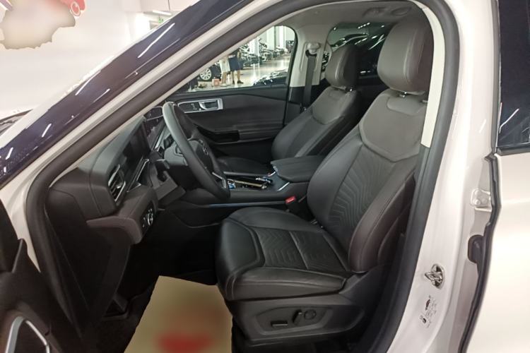 Used Ford Explorer 2024 2.3T EcoBoost Four-Wheel Drive Titanium Edition 6 Seats Left Front Seat