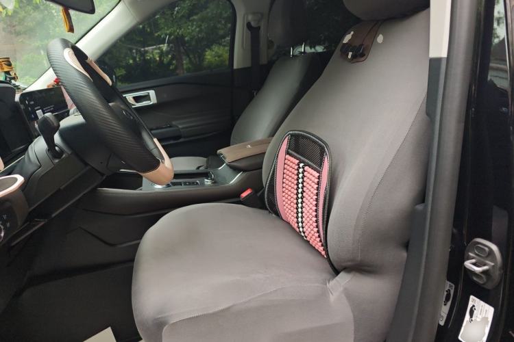 Used Ford Explorer 2024 2.3T EcoBoost Four-Wheel Drive Titanium Edition 7 Seats Left Front Seat